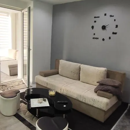 Apartman Scc *